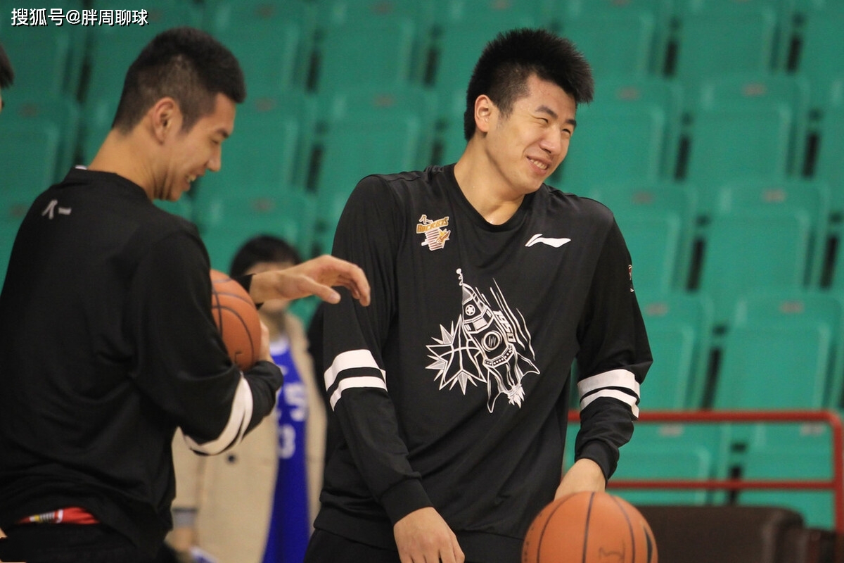 莫斯科中央陆军迎法联杯关键赛,窗口期绝杀压哨,悬念犹存,赛季目标并未改变的简单介绍 莫斯科中央陆军迎法联杯关键赛,窗口期绝杀压哨,悬念犹存,赛季目标并未改变的简单介绍