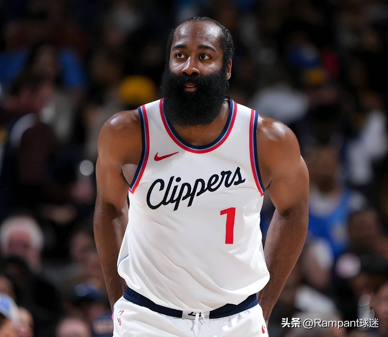 今夜洛杉矶快船调整名单以备全明星赛，扳平良机环节打磨，话题不断，身体对抗强度拉满的简单介绍
