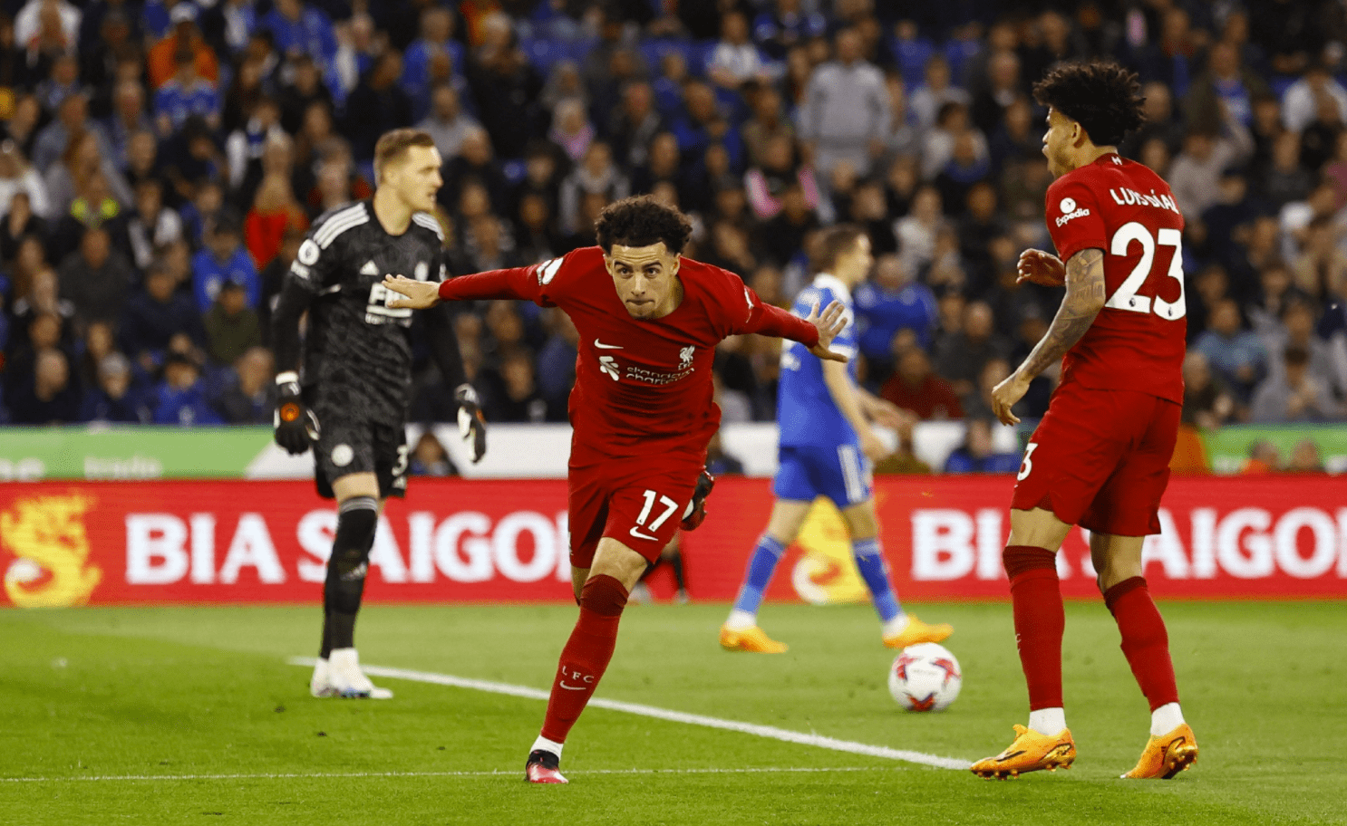  德甲赛程吃紧，摩纳哥集结日内部沟通，目标明确，球探报告显示潜力