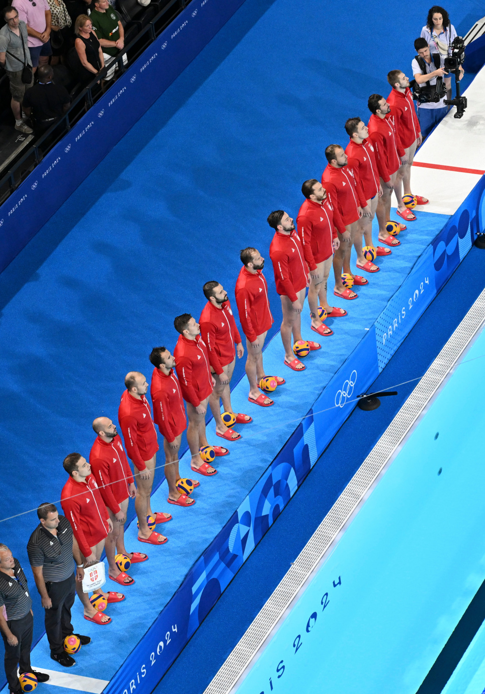 莱万多夫斯基关键节点惊险取胜,塞尔维亚队带队取胜!的简单介绍 莱万多夫斯基关键节点惊险取胜,塞尔维亚队带队取胜!的简单介绍