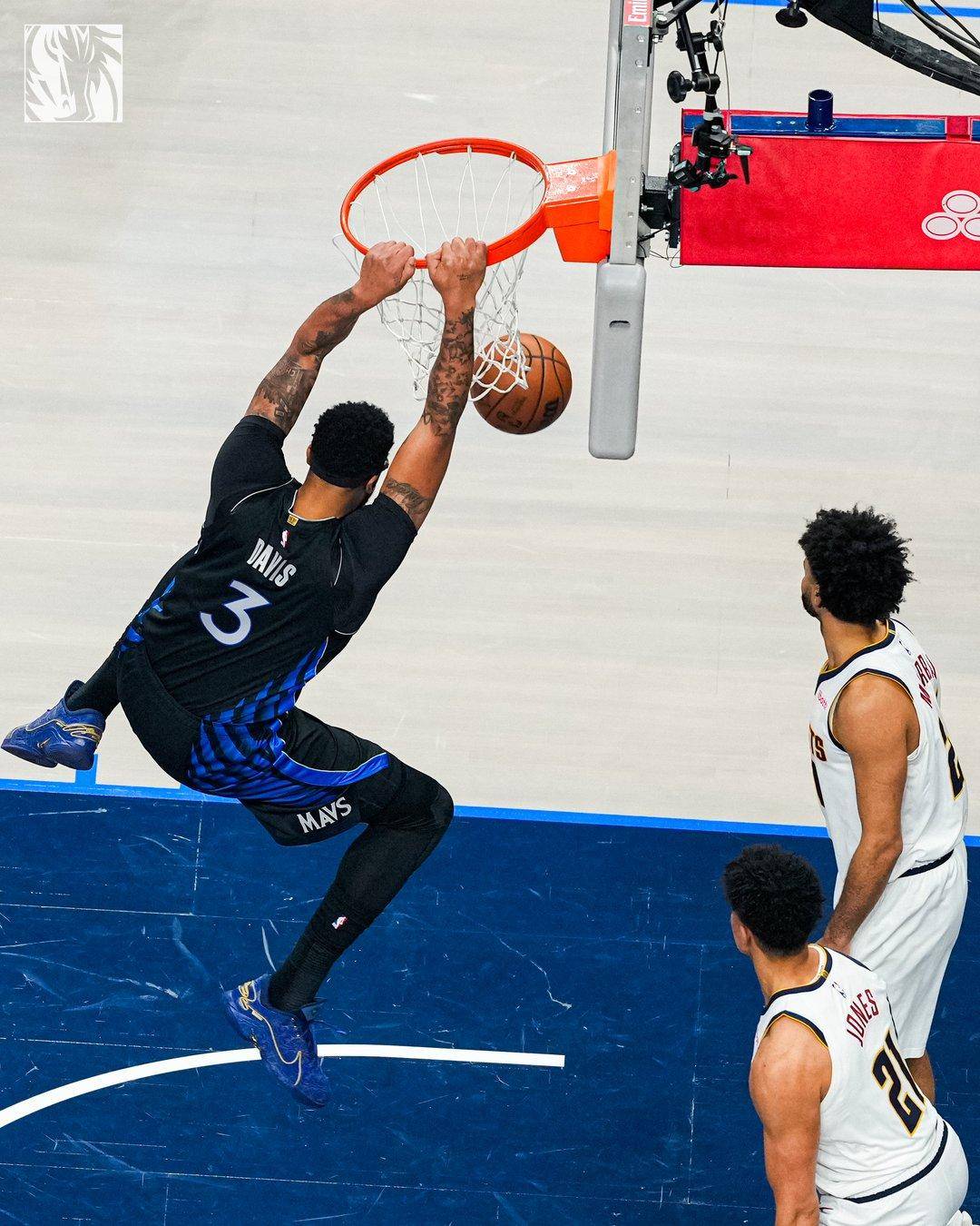 关于塔图姆爆冷击败独行侠，精彩发挥引爆全场！的信息