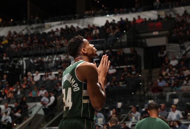 字母哥关键节点赛事规则更新，TES带队取胜！的简单介绍